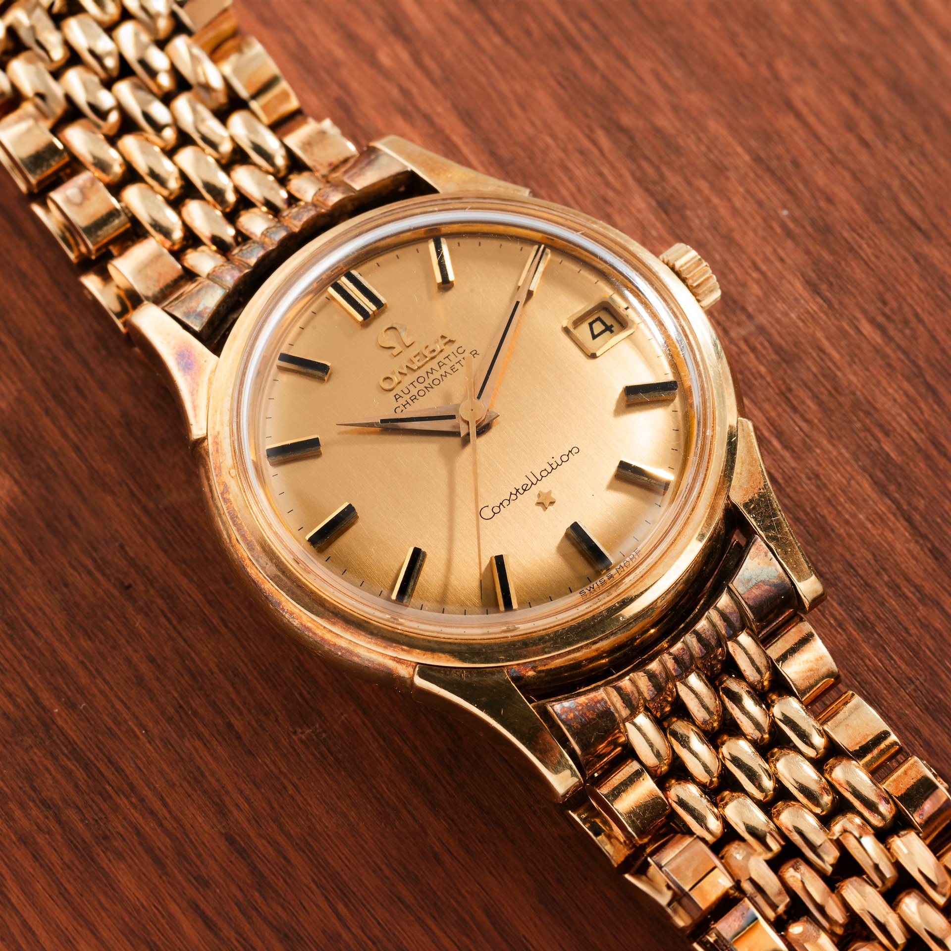 Pre-Owned Omega Omega Constellation