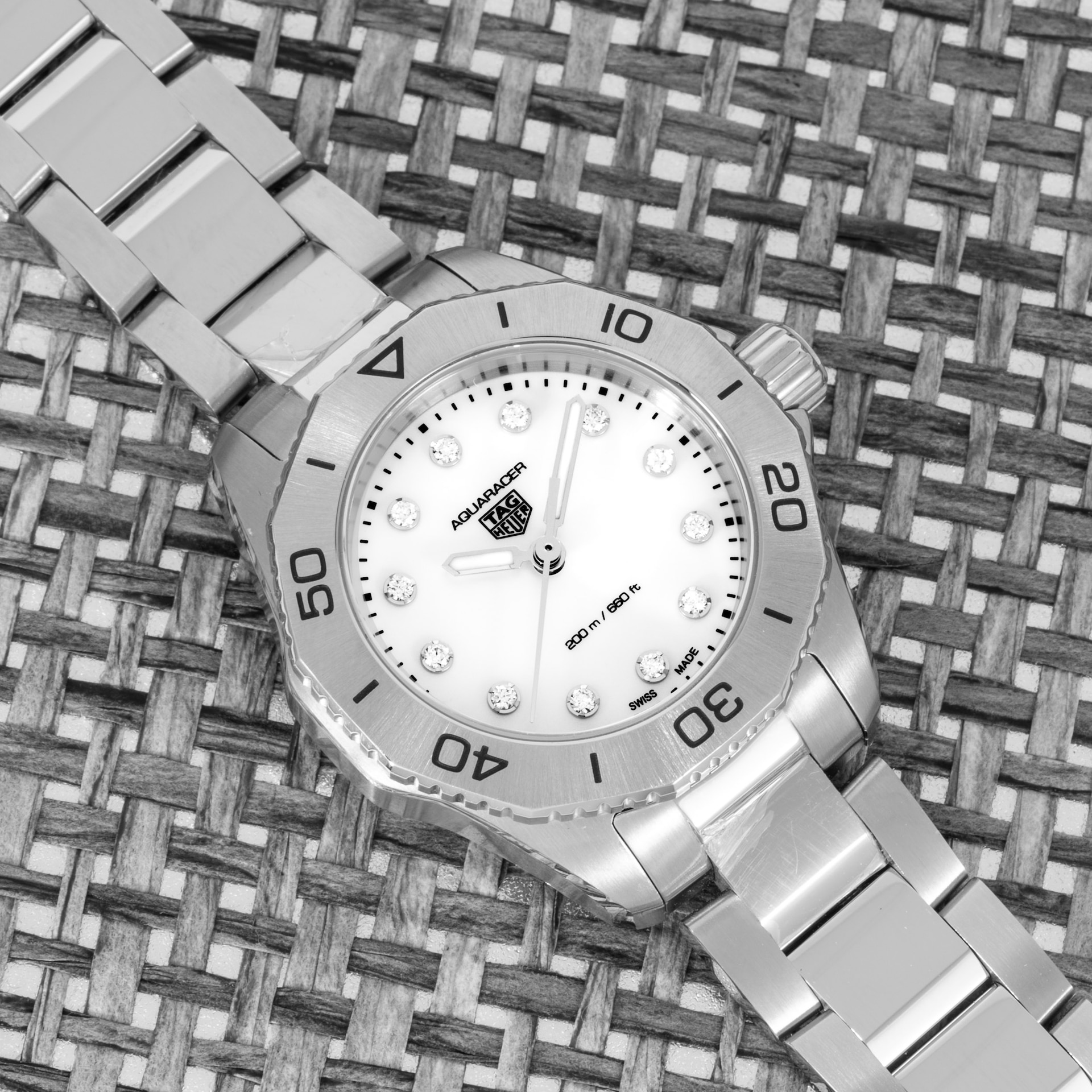 Pre-Owned TAG Heuer Aquaracer Ladies 'Mother Of Pearl'